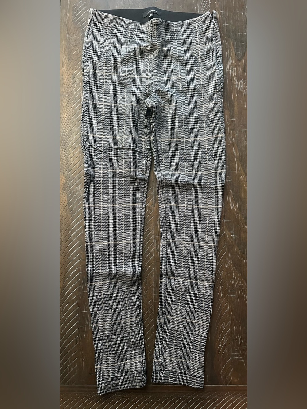 Ann Taylor Black and White Houndstooth Plaid Textured Waistband Pants - Size 6